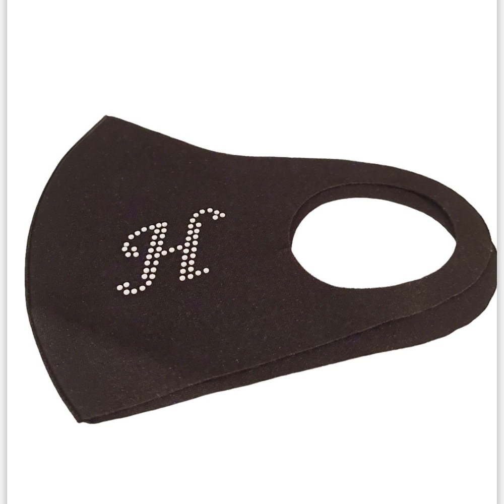 New Women Letter Diamonds Face
Mask with
Rhinestone Letter H New in Package